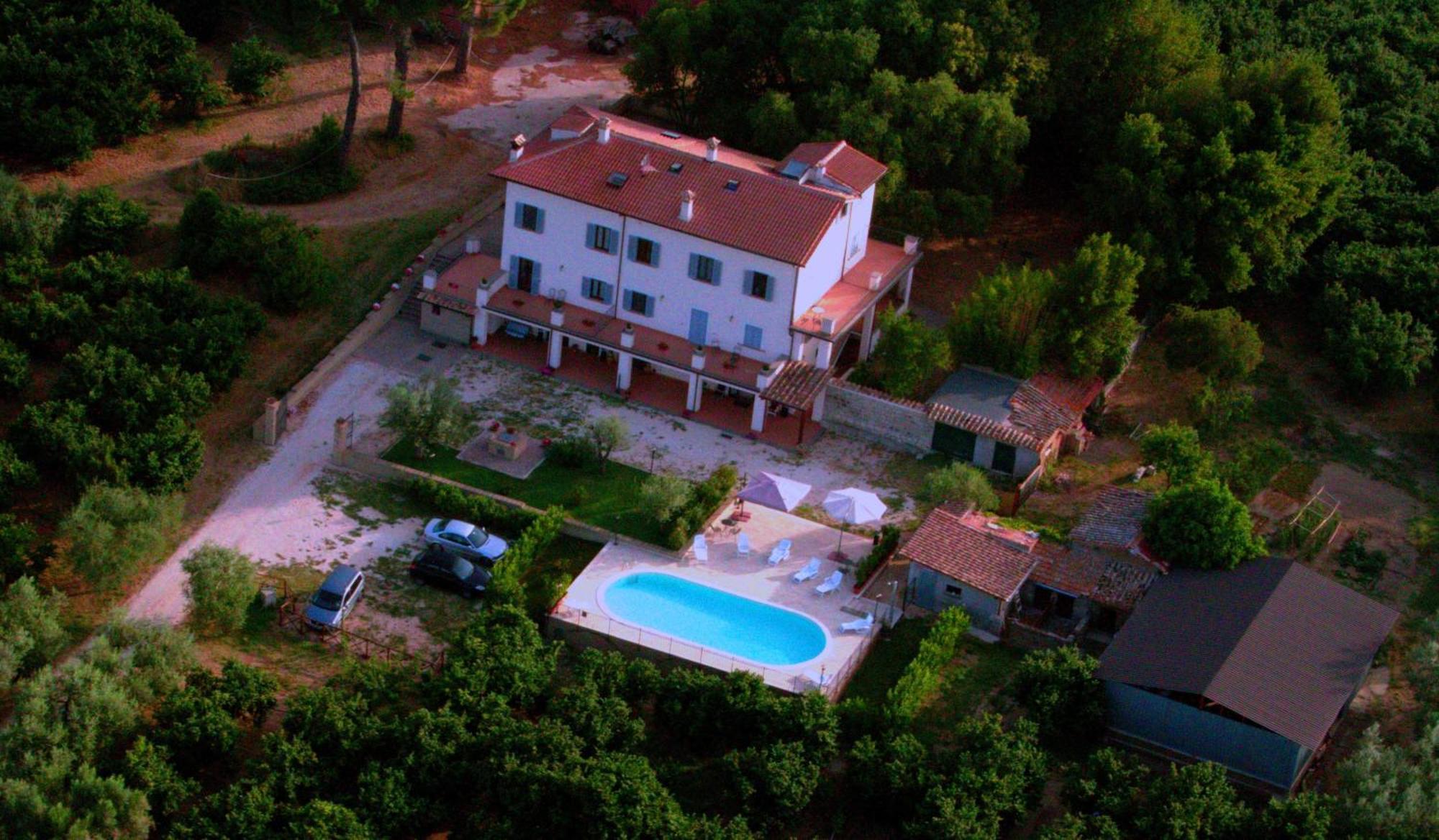 Agriturismo Casale Zuccari 카프라롤라 외부 사진