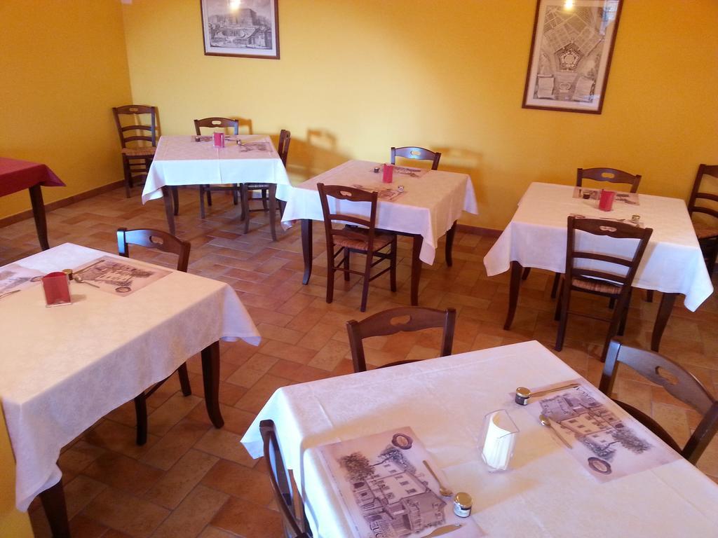 Agriturismo Casale Zuccari 카프라롤라 외부 사진